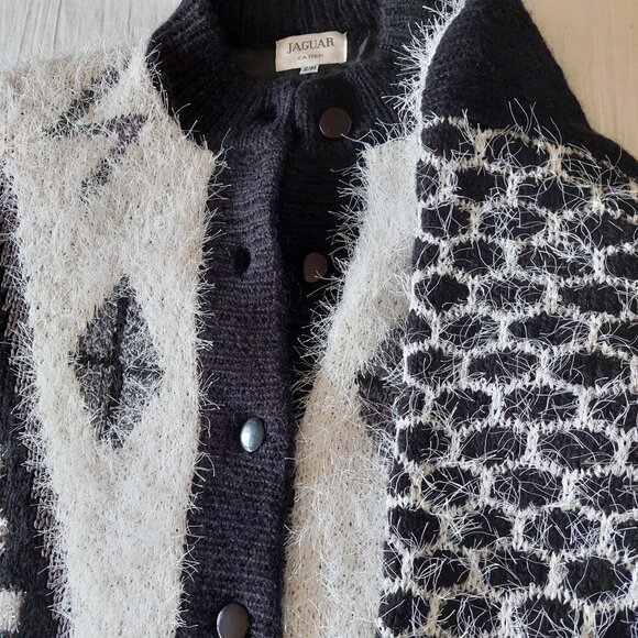 80's Jaguar Sweater (S/M) - Picture 9 of 11